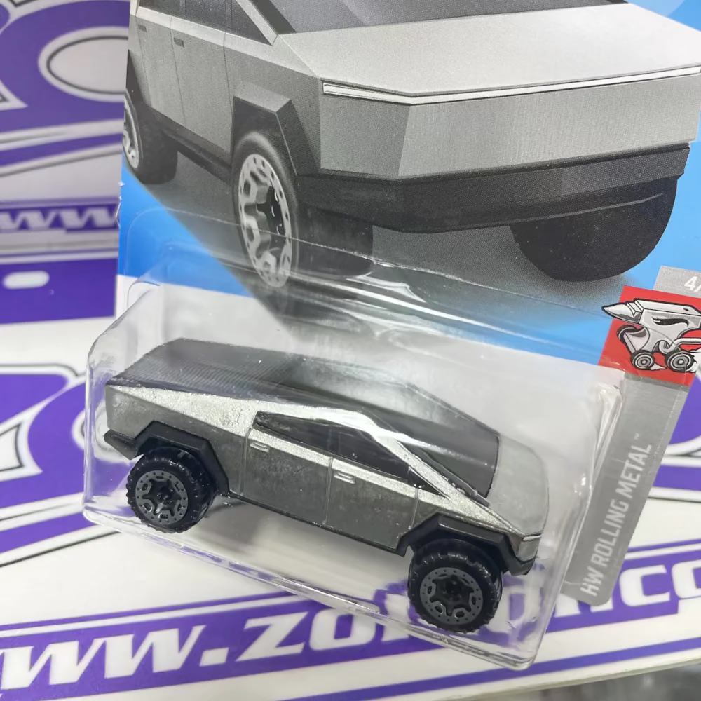 HTB55 TESLA CYBERTRUCK