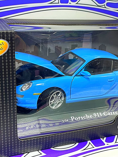 PORSCHE 911 CARRERA S CARARAMA 1/24