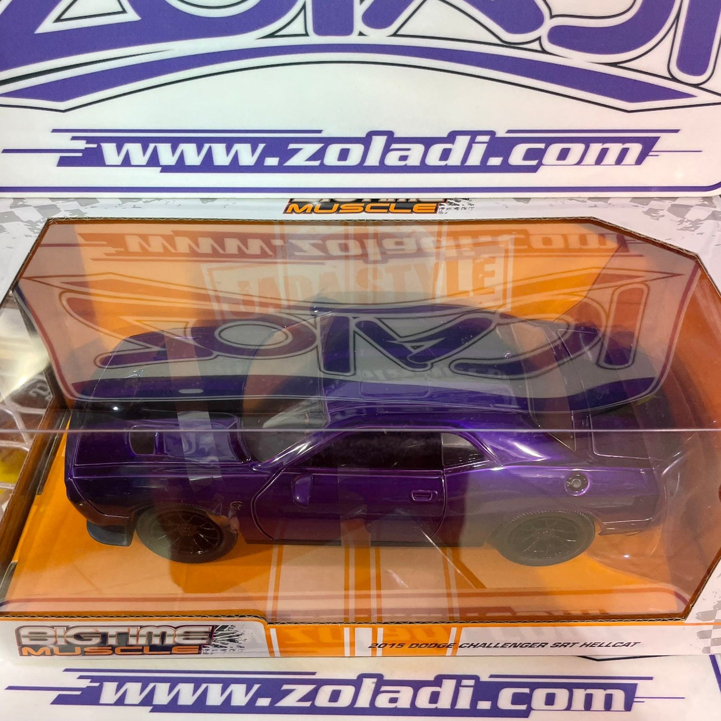 31063 2015 DODGE CHALLENGER SRT HELLCAT 1/24