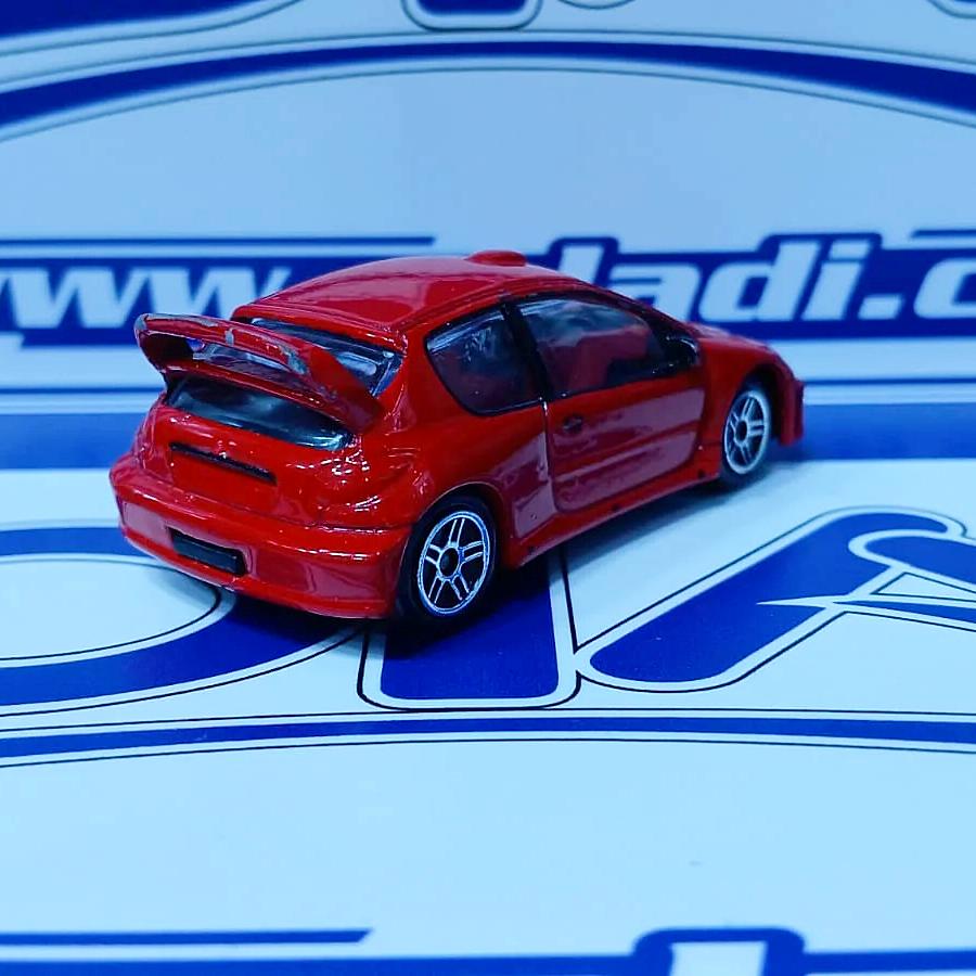 peugeot 206 Hot Wheels disponible en Zoladi Lima