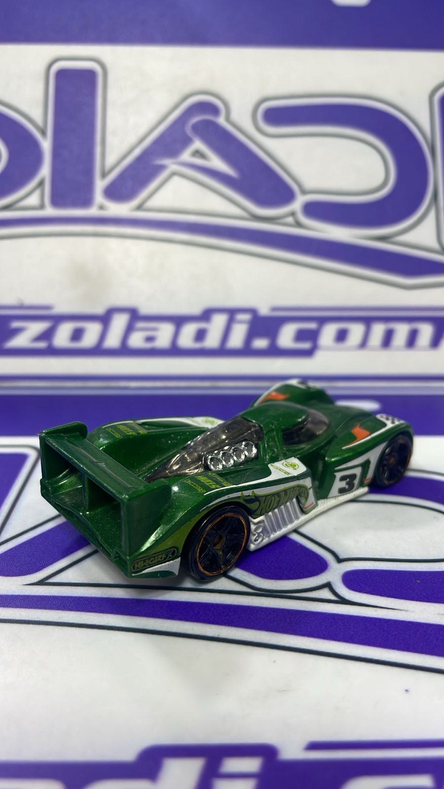 24 OURS Hot Wheels disponible en Zoladi Lima