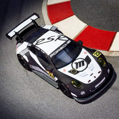 HJW63 PORSCHE 911 RSR