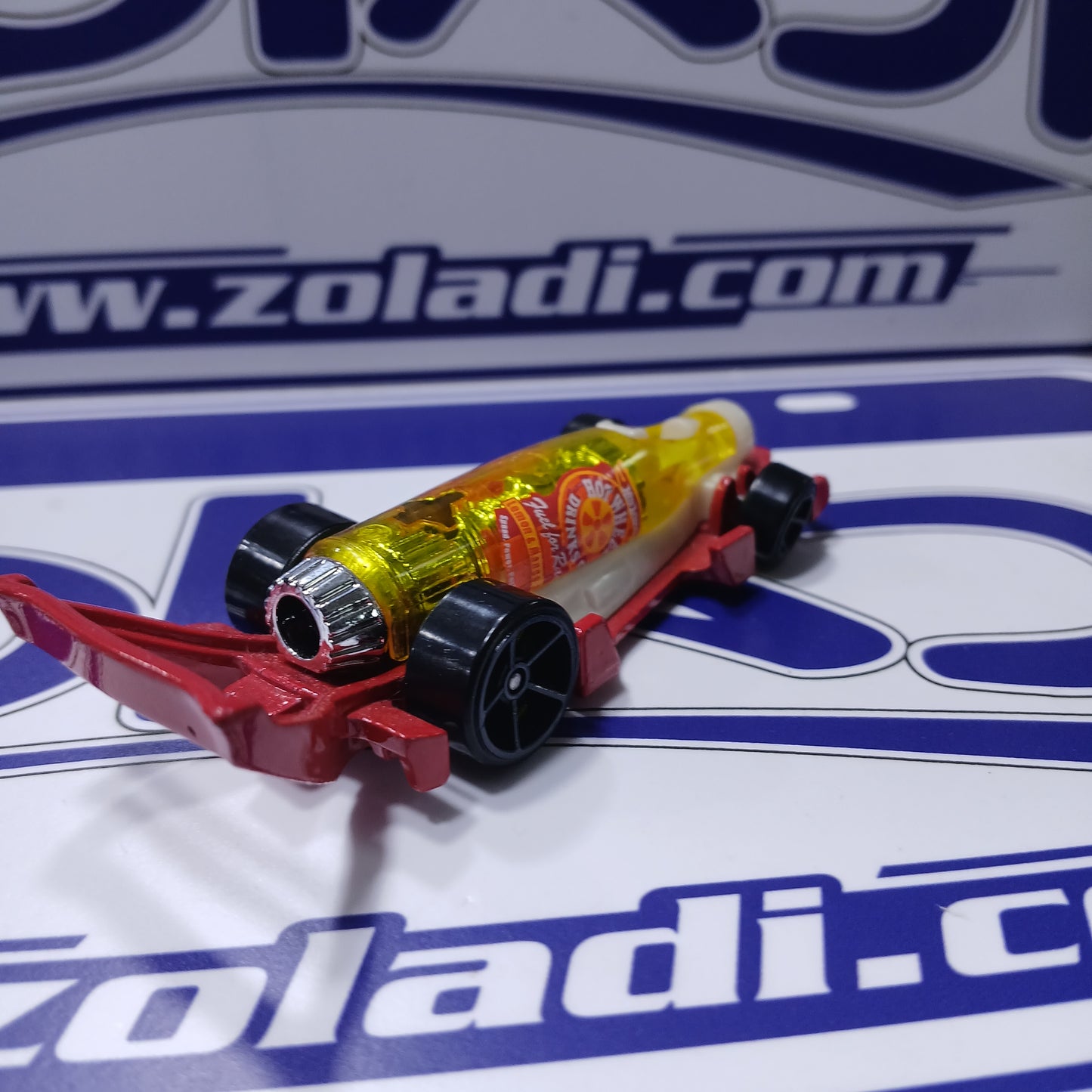 Hot Wheels CARBONATOT tienda Zoladi
