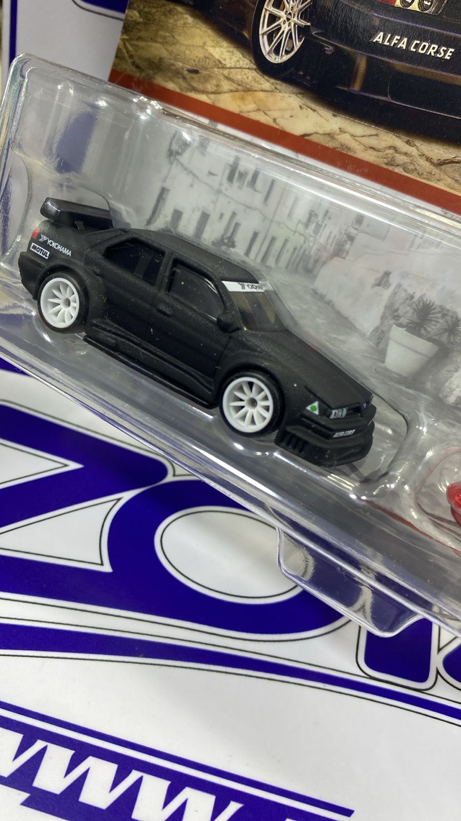 JBK95 ALFA ROMEO 155 V6 TI/ 69 ALFA ROMEO 33 STRADALE