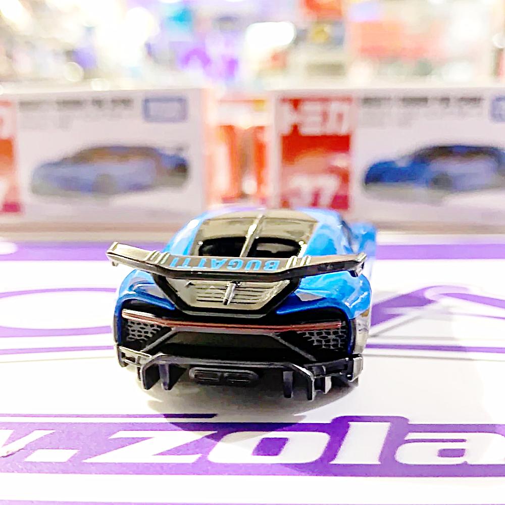 BUGATTI CHIRON TOMICA