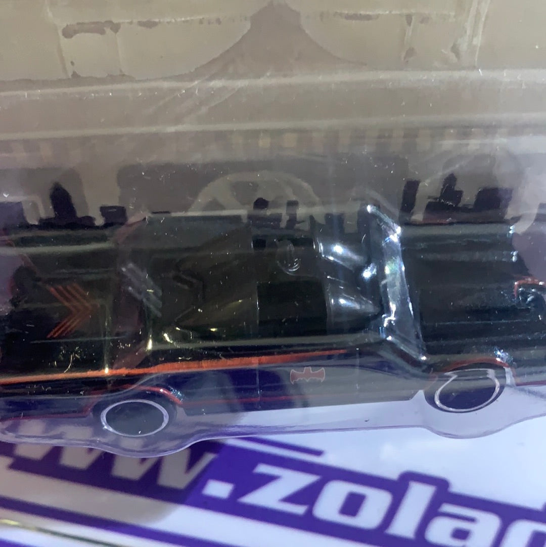 HCP10 TV SERIES BATMOBILE