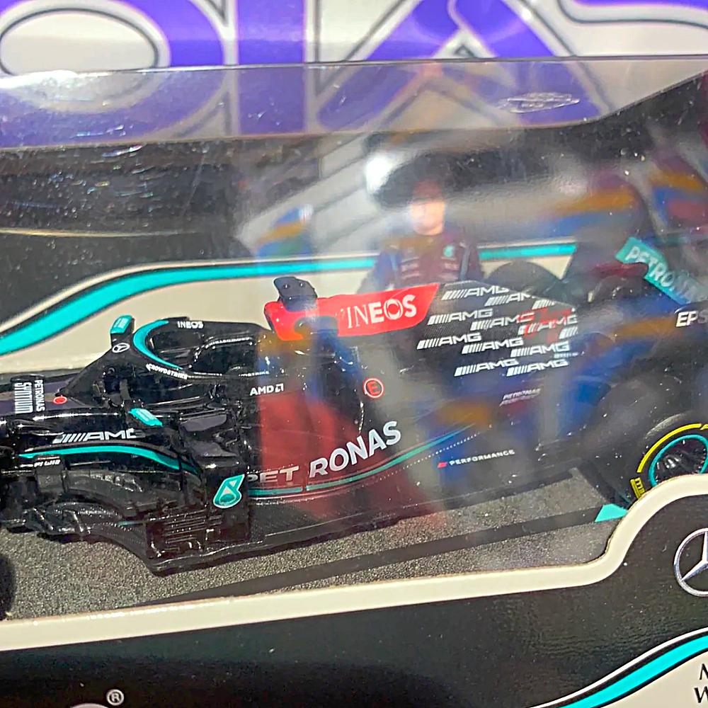 Burago F1 Mercedes 77 AMG F1 W12 E