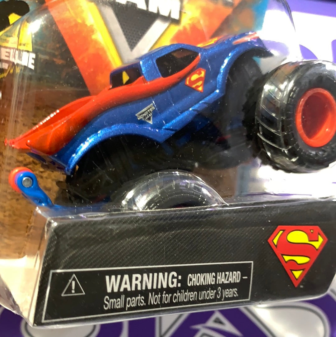 6044941 MONSTER JAM Superman