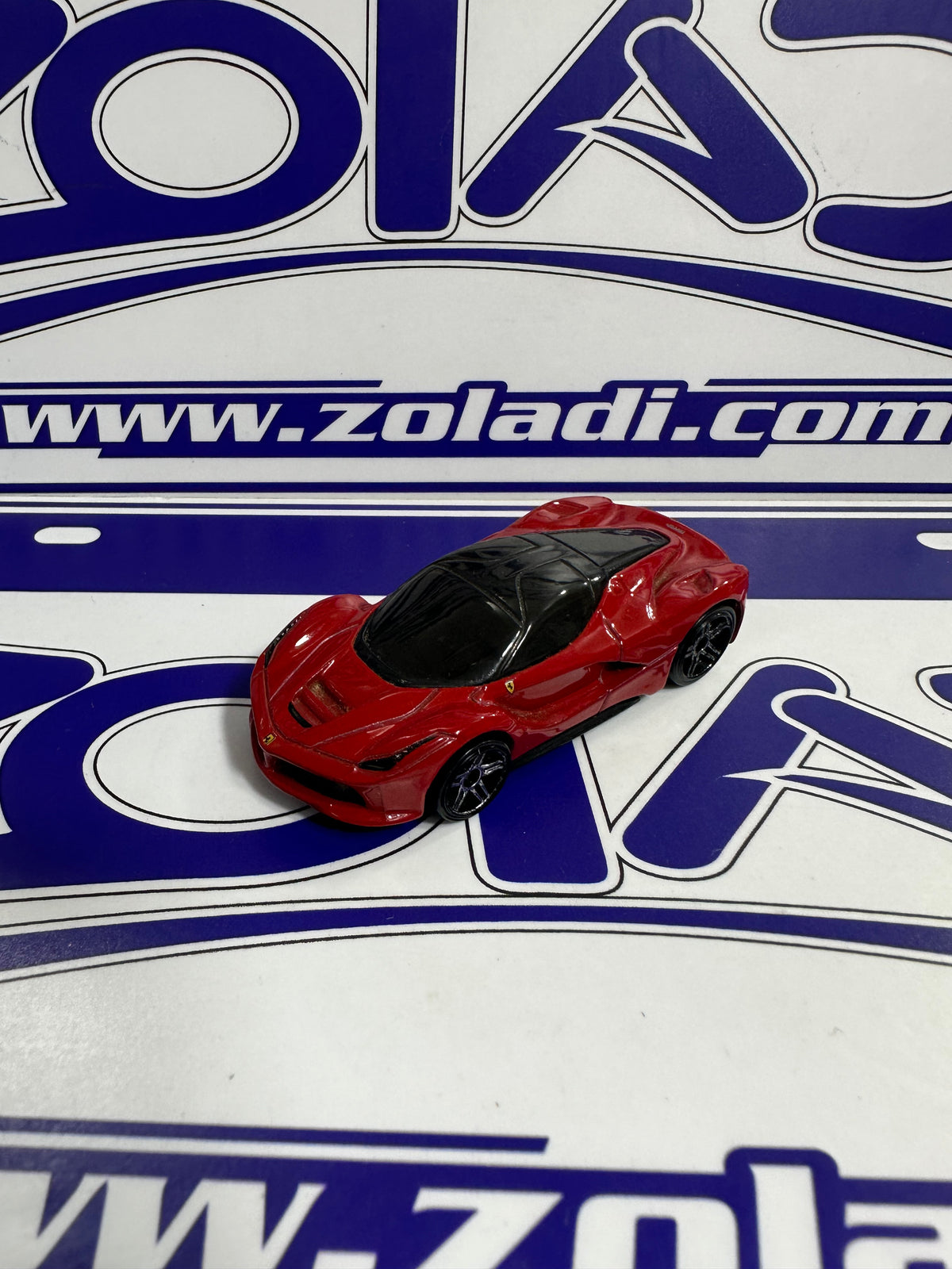 SU LAFERRARI