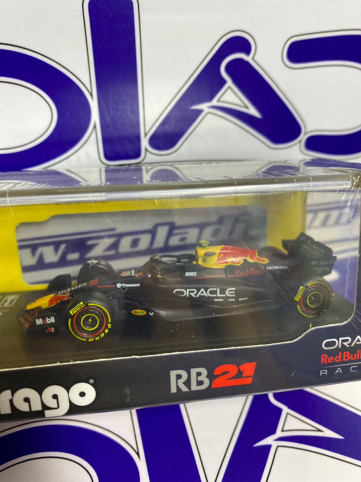 1/64 RB21 YUKI TSUNODA RED BULL F1 #22 (ACRILICO)
