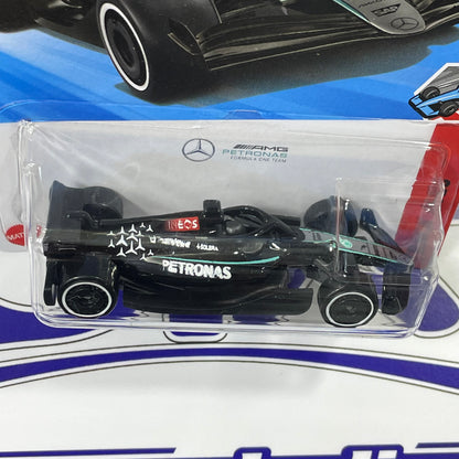 HYX78 MERCEDES AMG PATRONAS FORMULA ONE TEAM