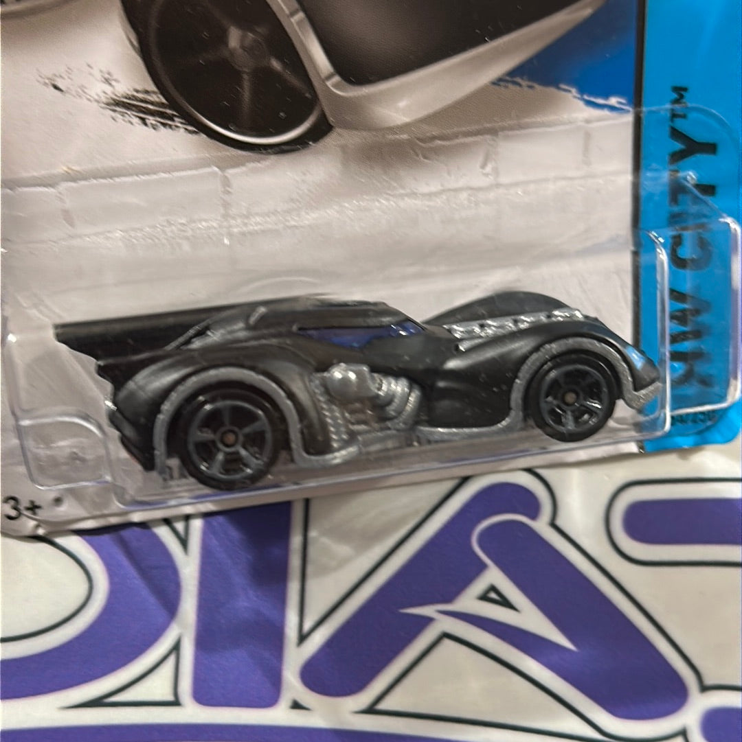 CfK22 Arkan Asylum Batmobile Hot Wheels