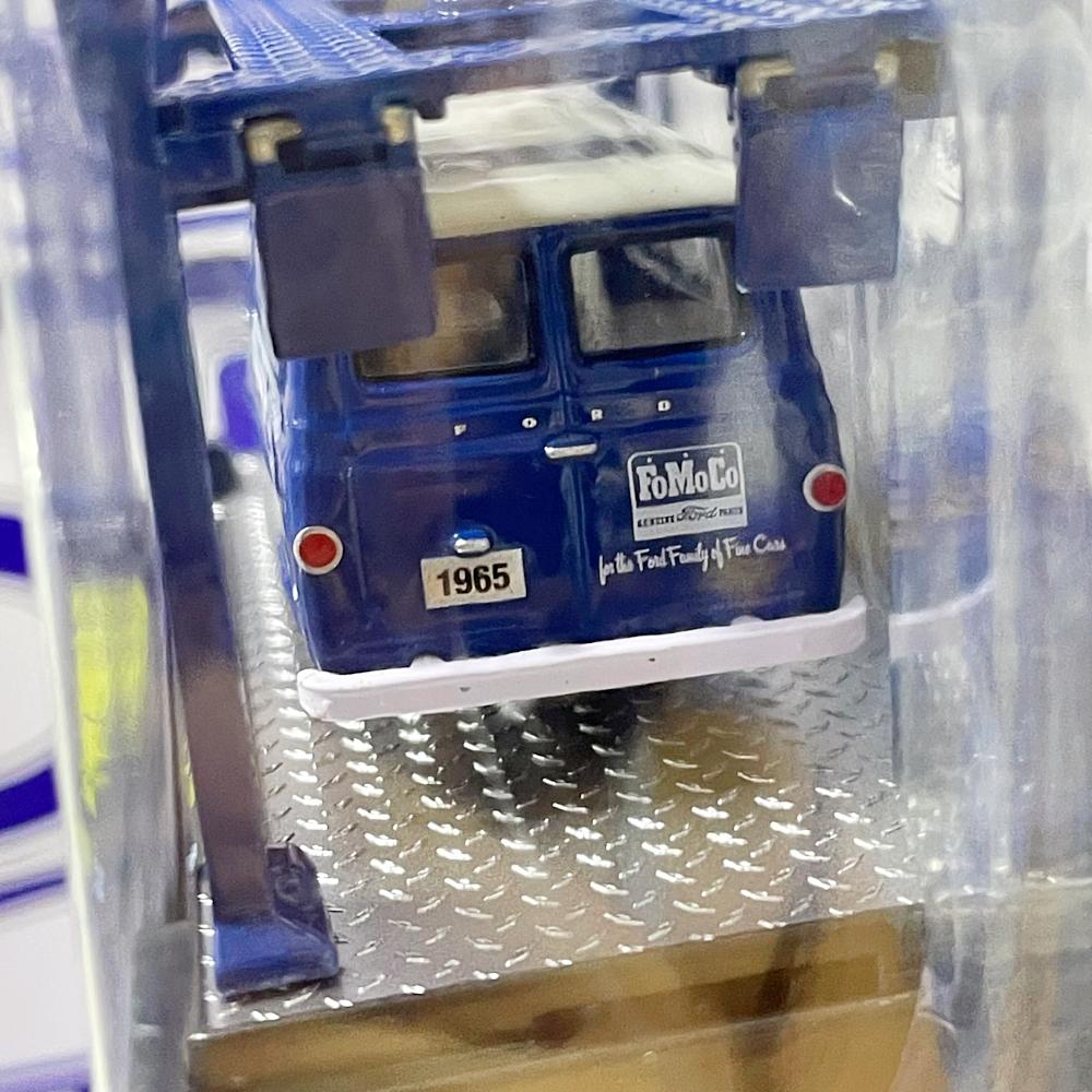 37000 1965 FORD ECONOLINE DISPLAY VAN