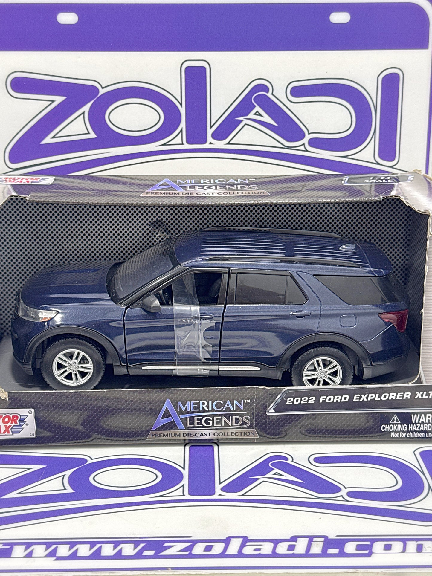79378 FORD EXPLORER XLT 1/24 MOTORMAX