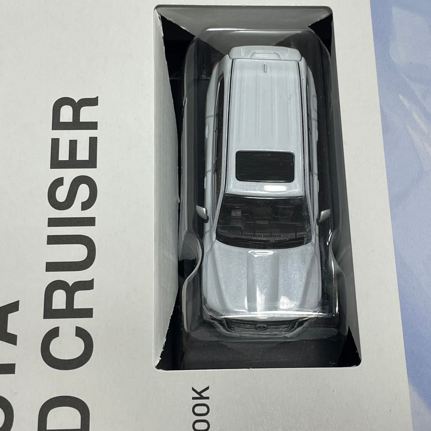 KYOSHO TOYOTA LAND CRUISER