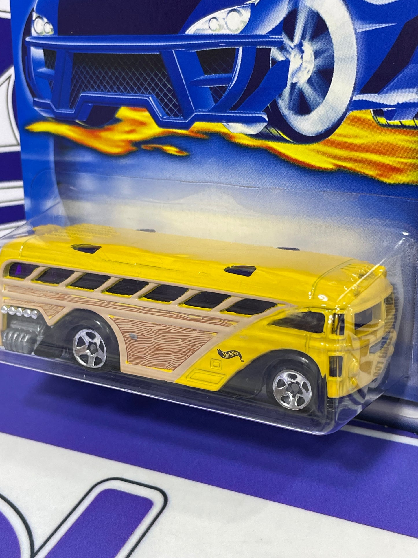 28736 SURFIN SCHOOL BUS