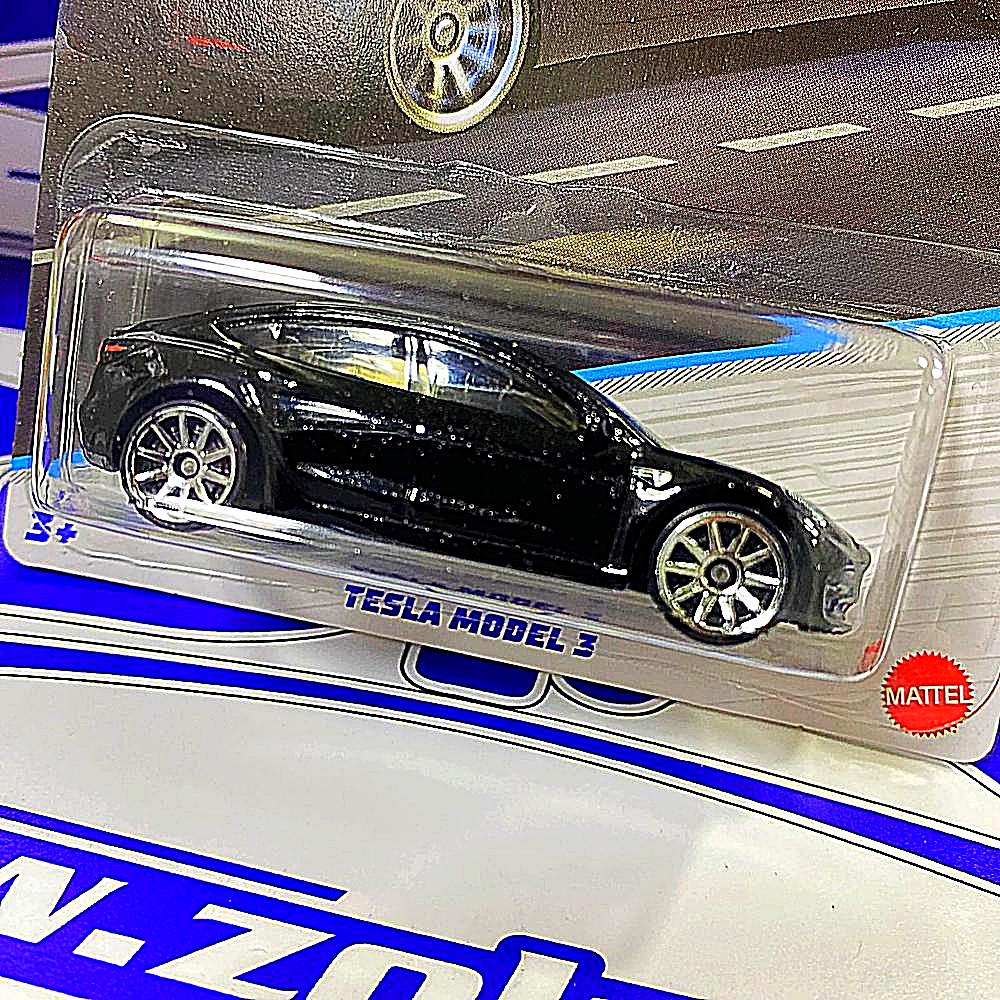 HDH14 TESLA MODEL 3
