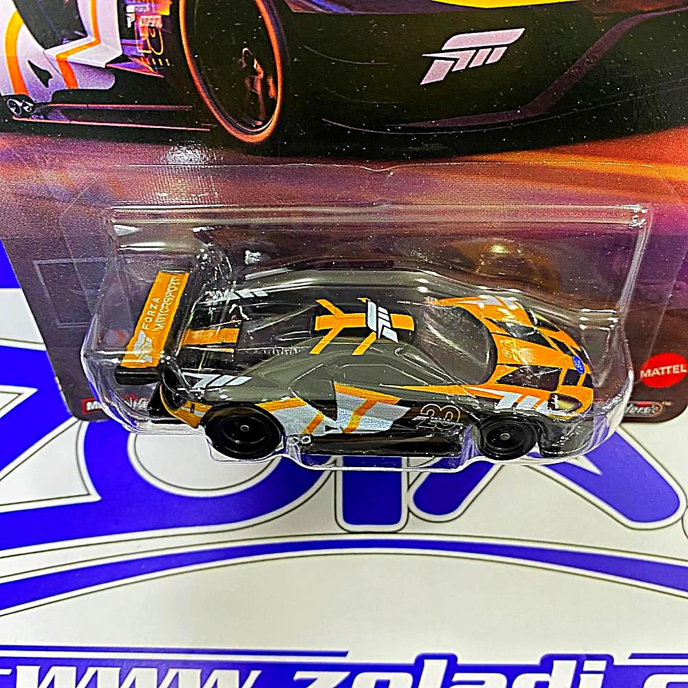 JBL67 2016 FORD GT RACE COURSE