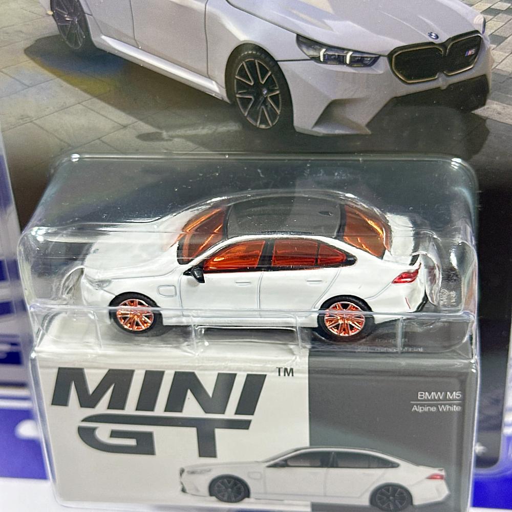 1092 BMW M5 (CHASE) MINI GT