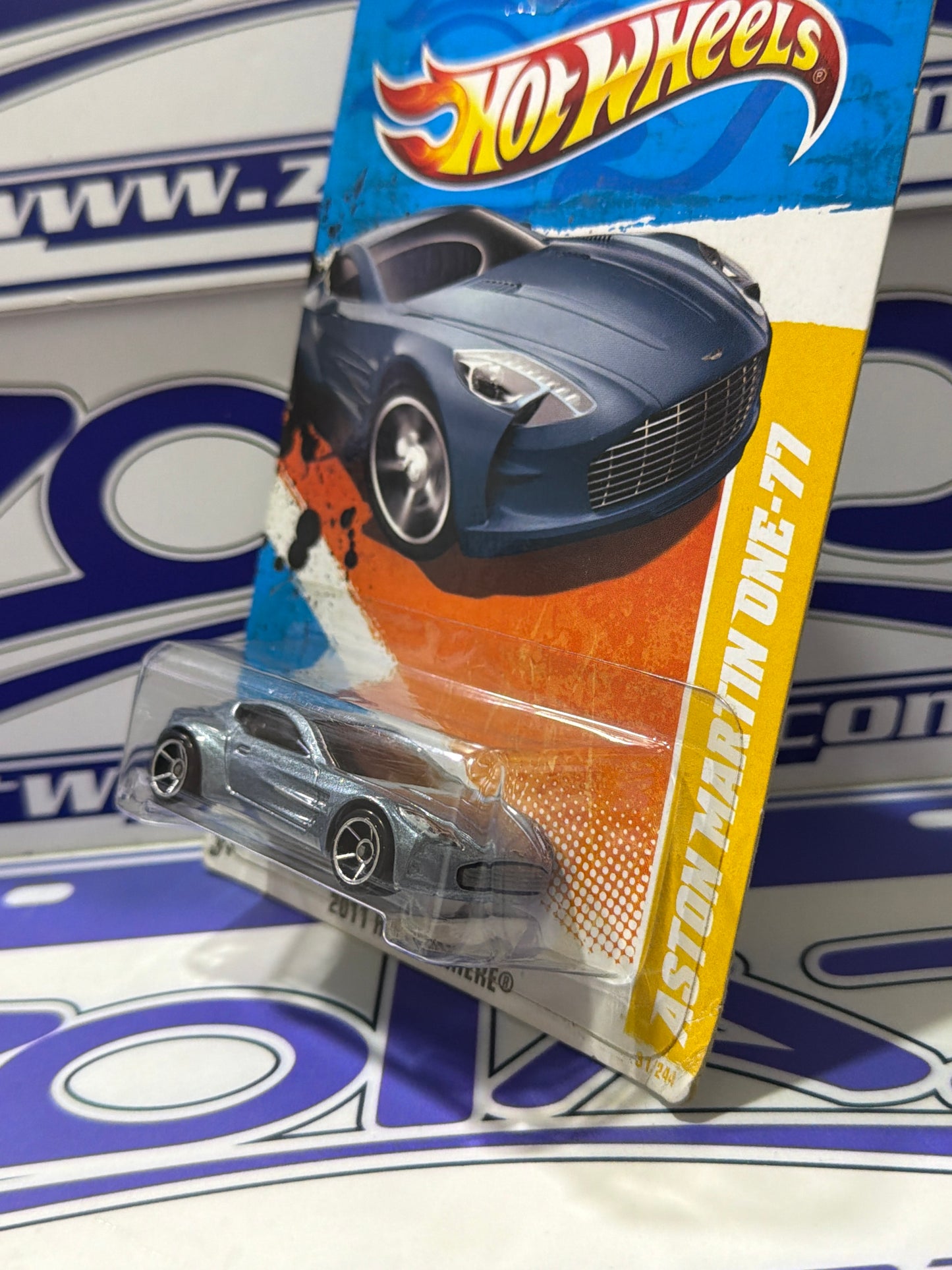 T9701 ASTON MARTIN ONE 77