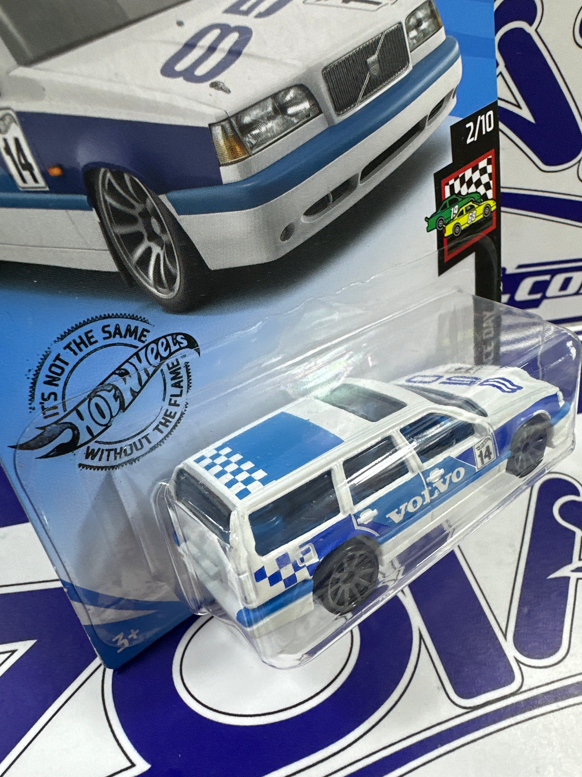 GHB52 Volvo Hotwheels