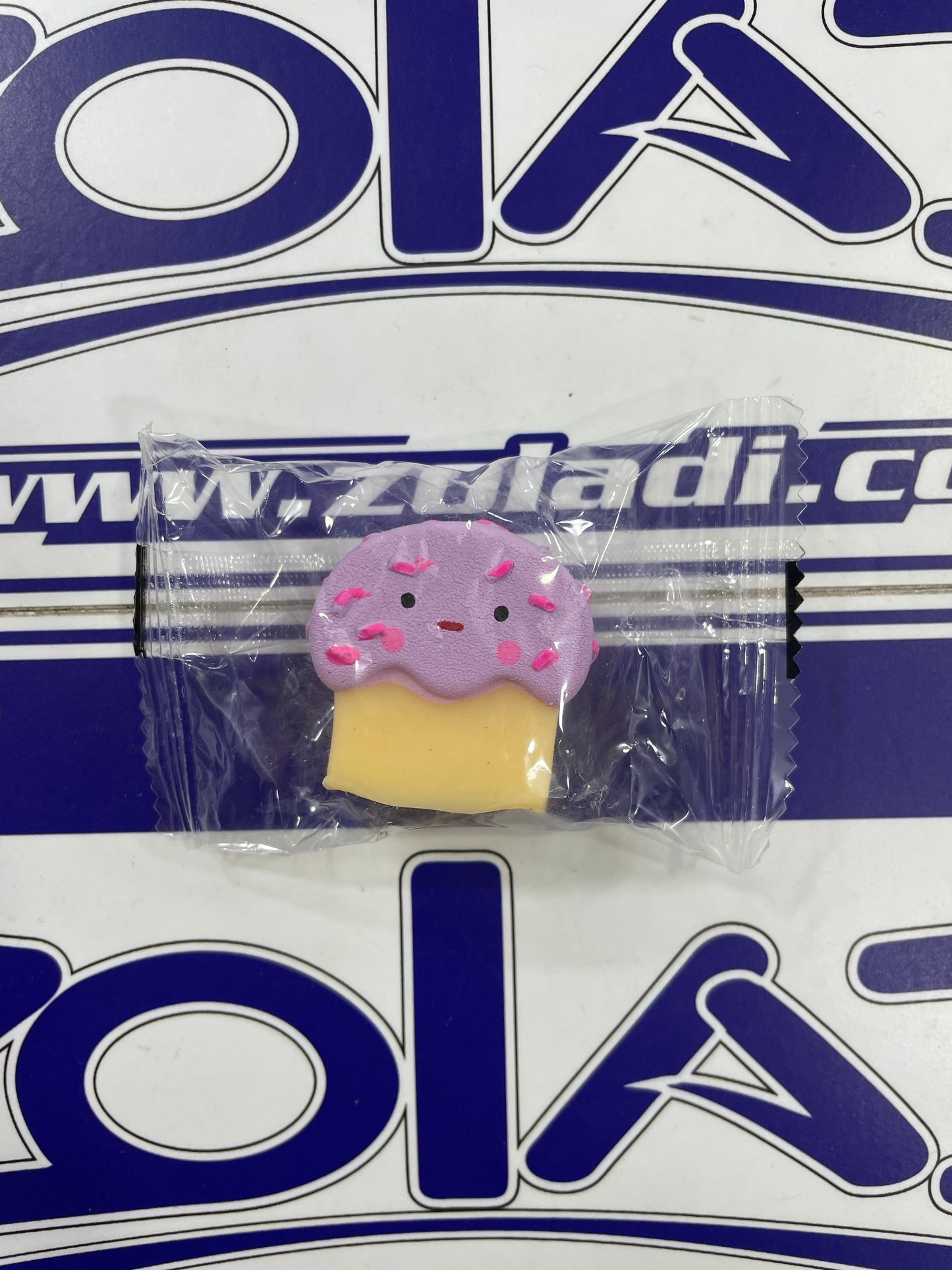 SQUISHY MISTERIOSO DE PANADERÍA DISEÑOS VARIADOS