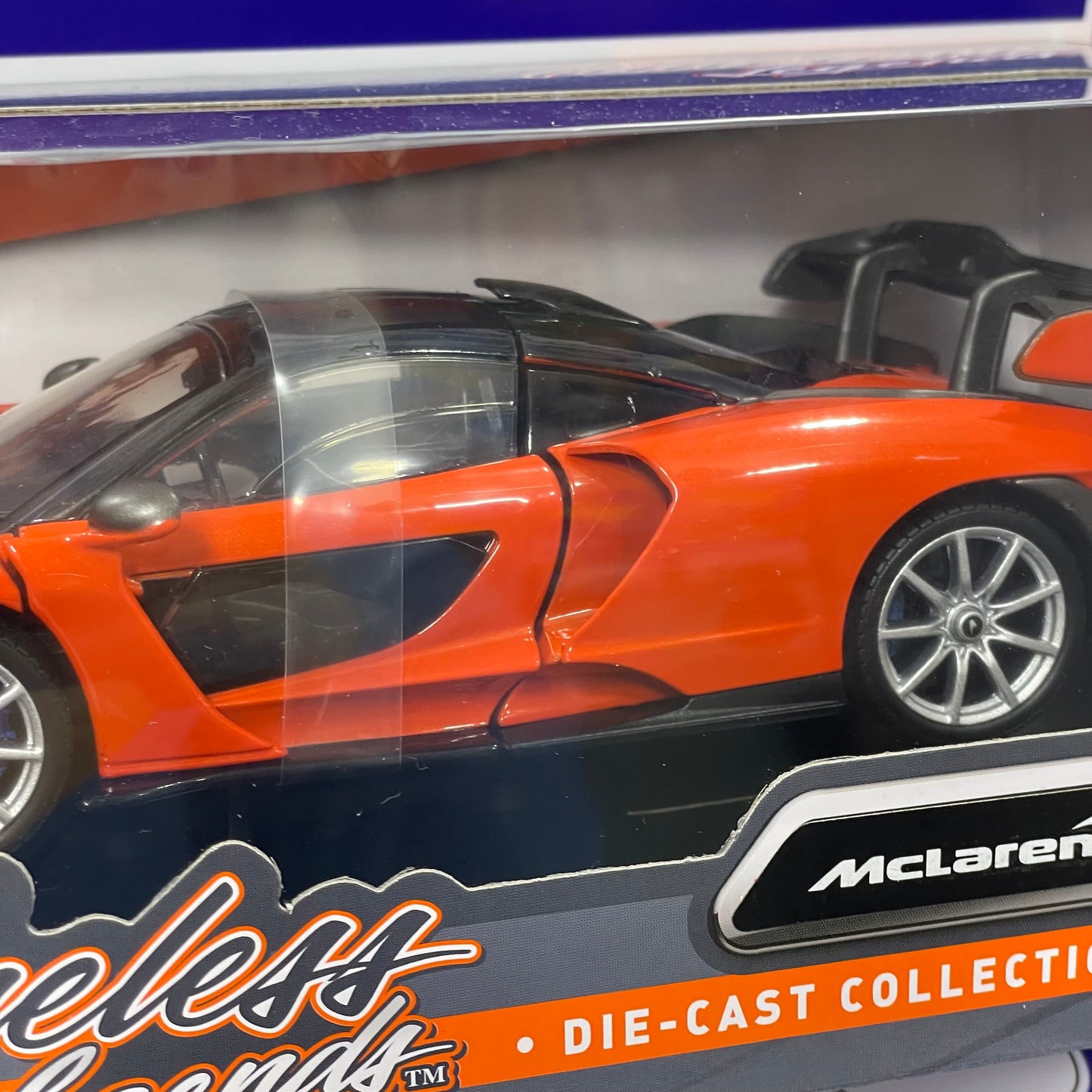 1/24 MCLAREN SENNA