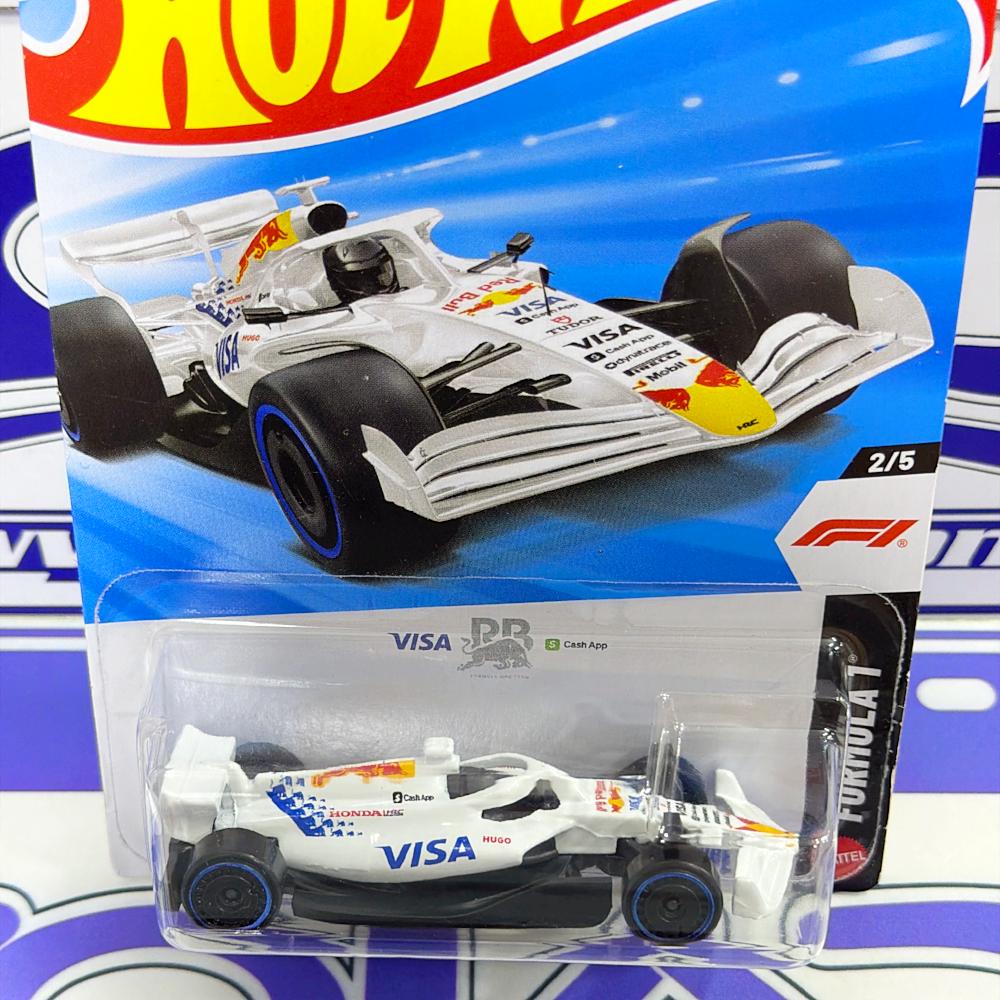 JJJ35 VISA CASH APP RACING BULLS F1 TEAM