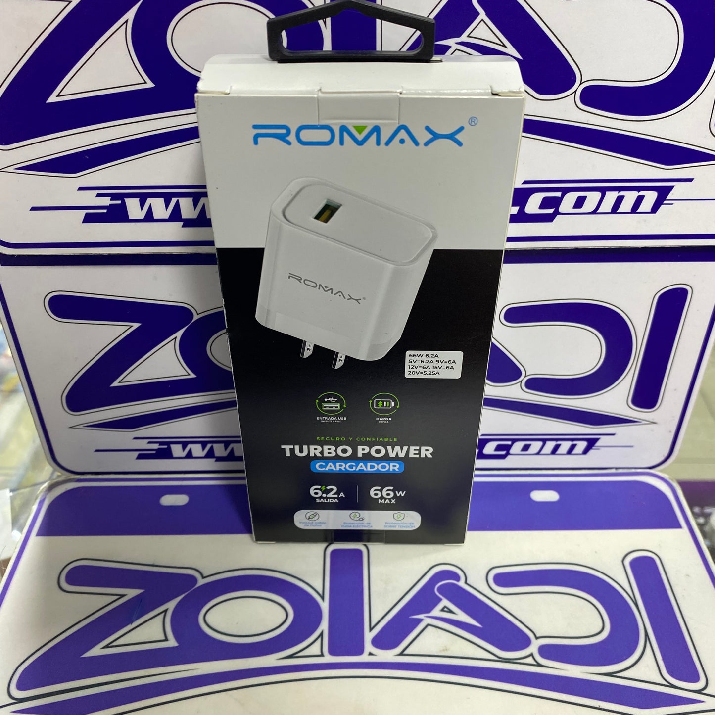 CARGADOR CON CABLE BLANCO TIPO C 66W ROMAX