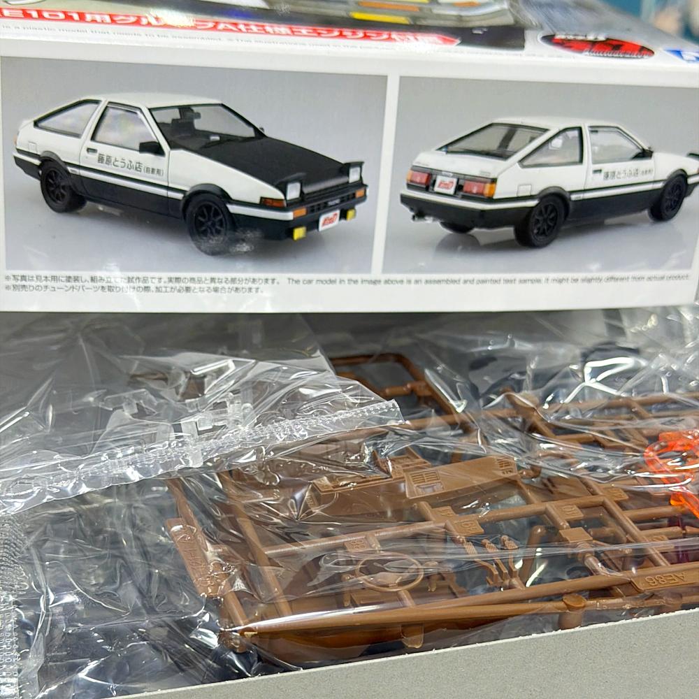 1/24 05957 FUJIWARA TAKUMI AE86 AOSHIMA