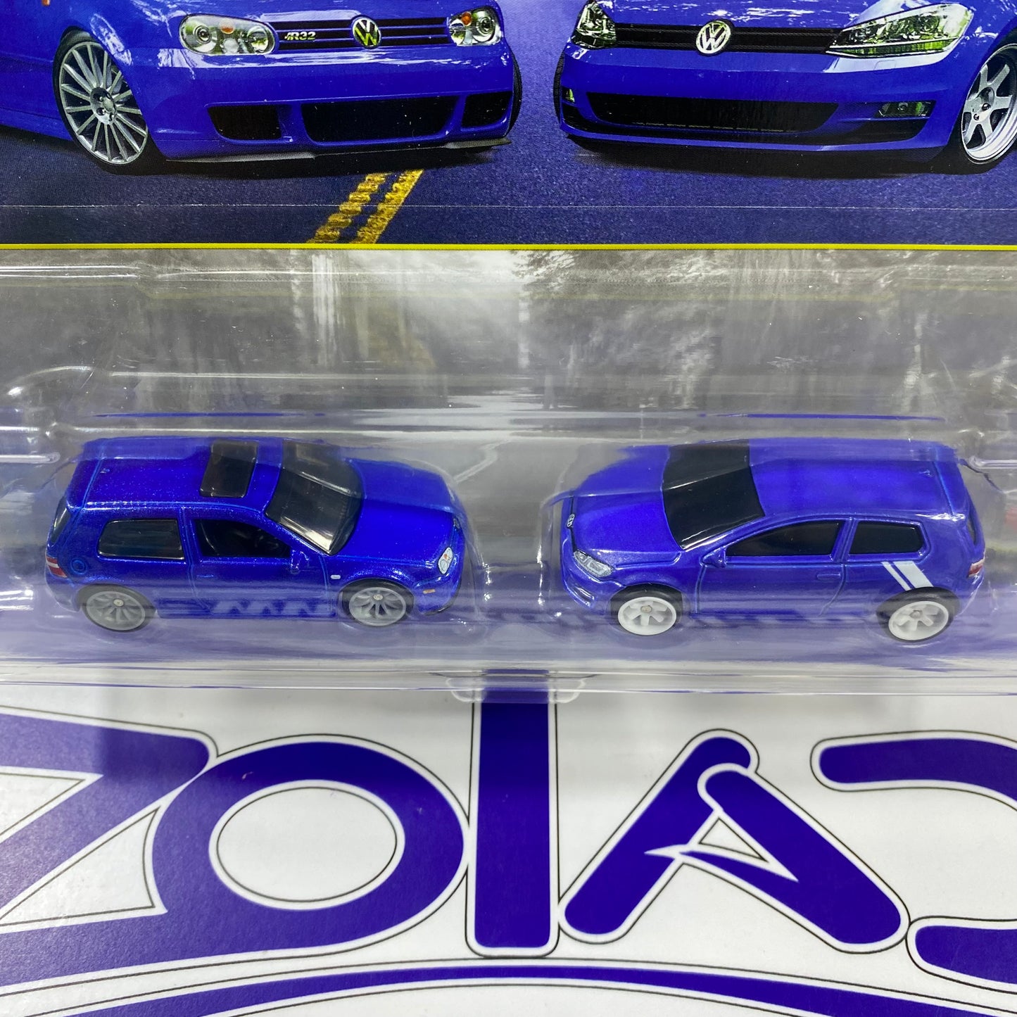 JHW49 2004 VOLKSWAGEN GOLF R32 / VOLKSWAGEN GOLF MK7