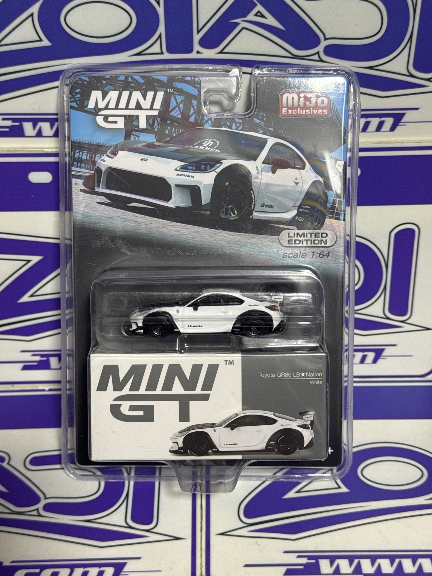 MINI GT 769 TOYOTA GR86 LBWK