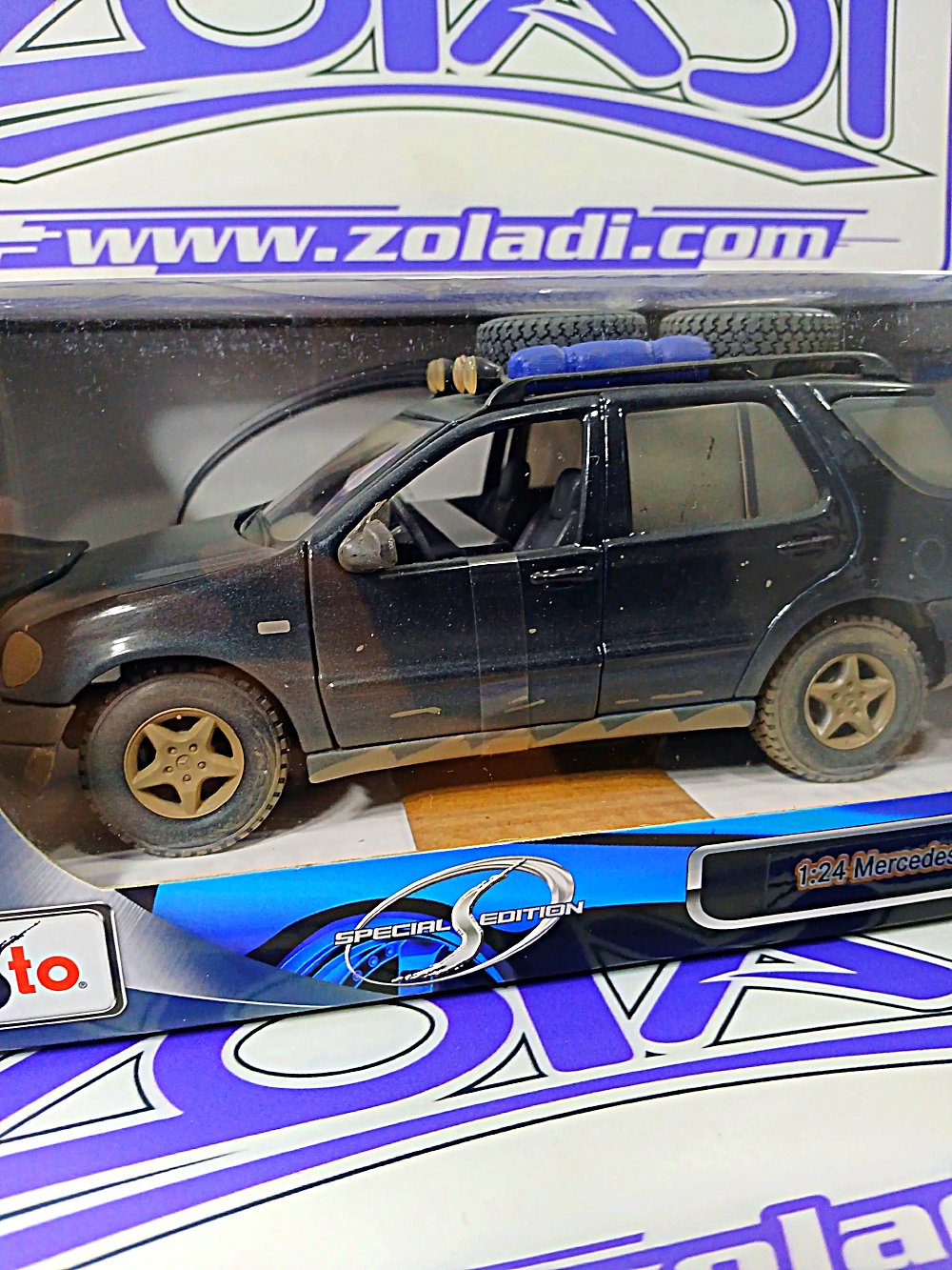 MERCEDES-BENZ ML 1/24