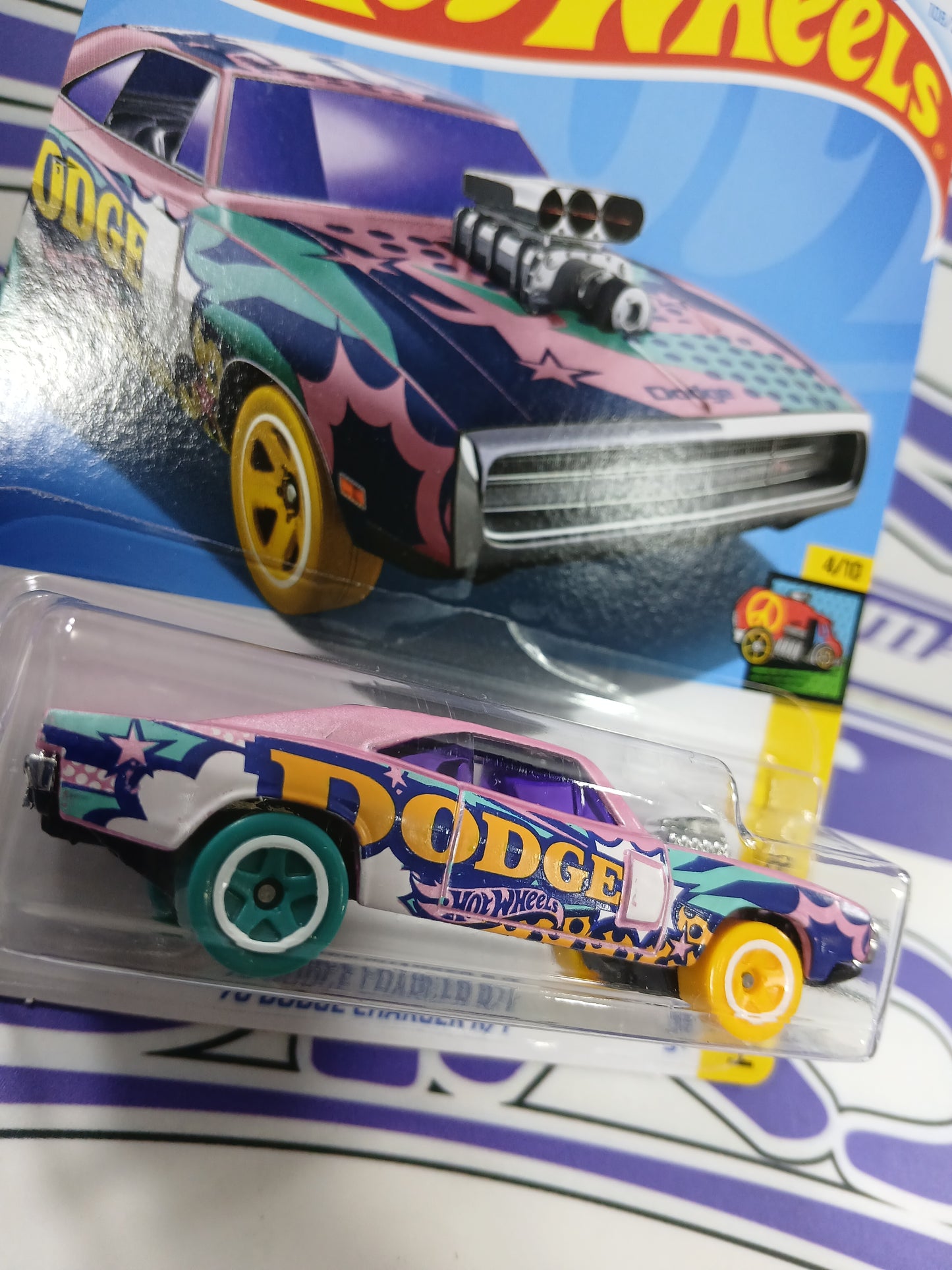 HTD47 DODGE CHARGER RT