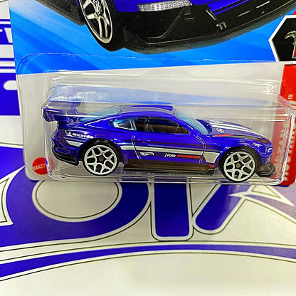 HYY94 CUSTOM 18 FORD MUSTANG GT