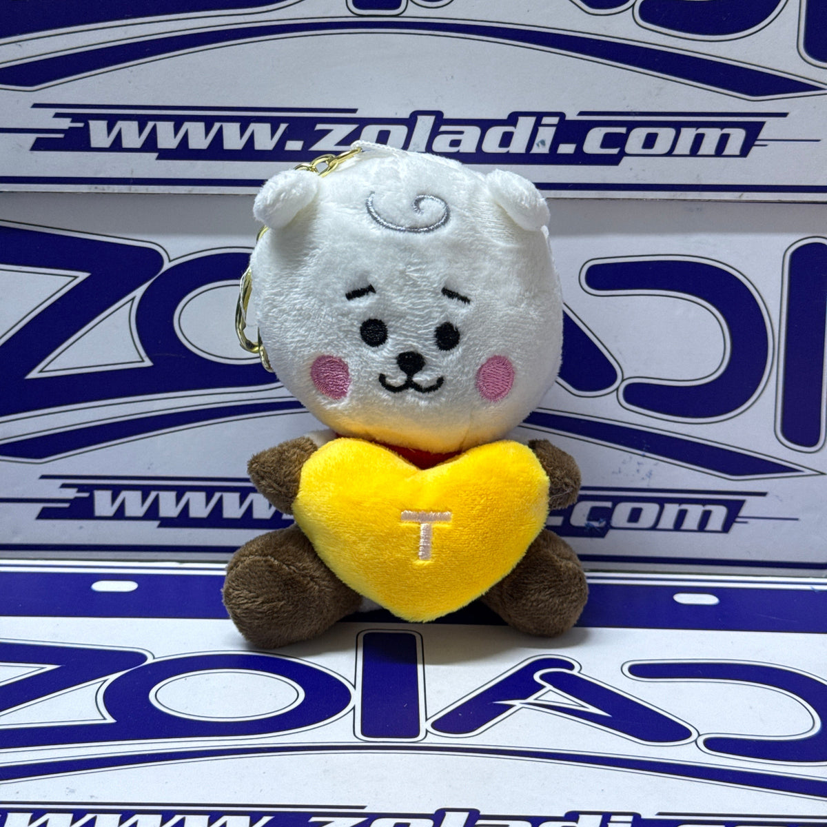 PELUCHE BTS MODELO ALEATORIO