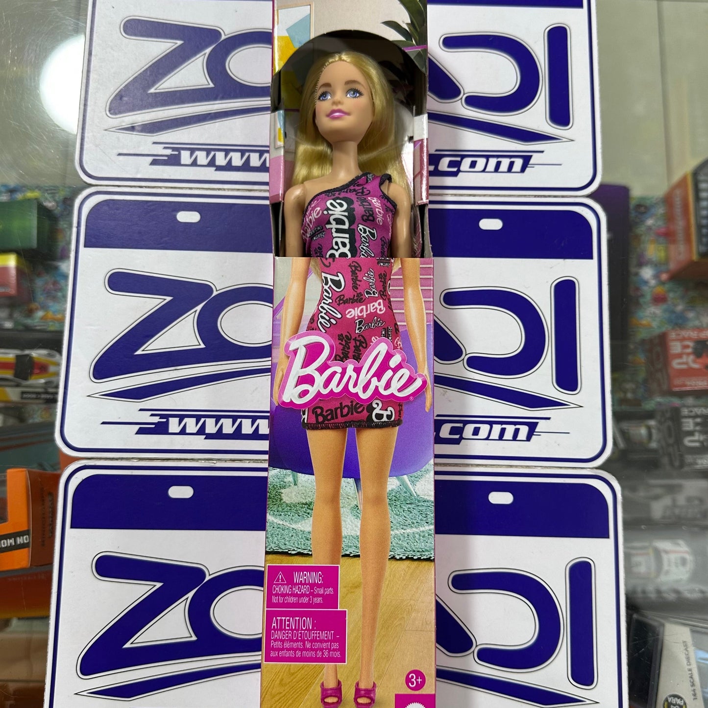 BARBIE MUÑECA CON VESTIDO CLASICO FASHION