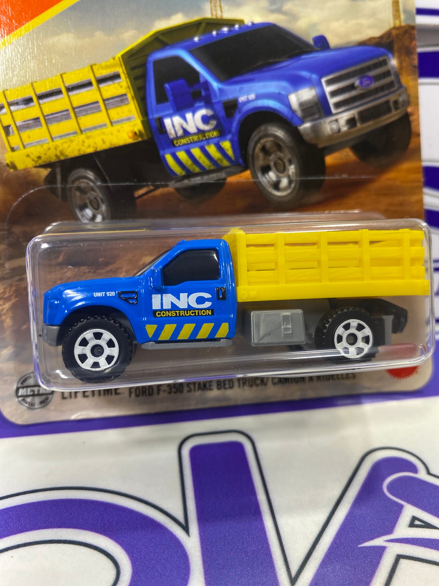 JBP64 FORD F 350 STAKE BED TRUCK