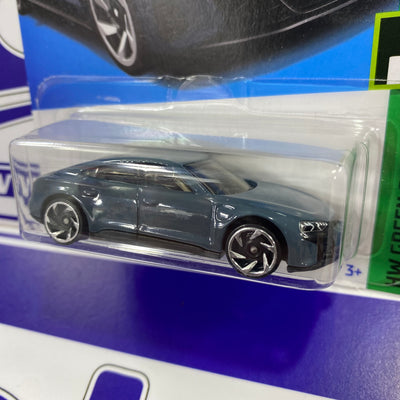 HKH58 AUDI RS E TRON GT