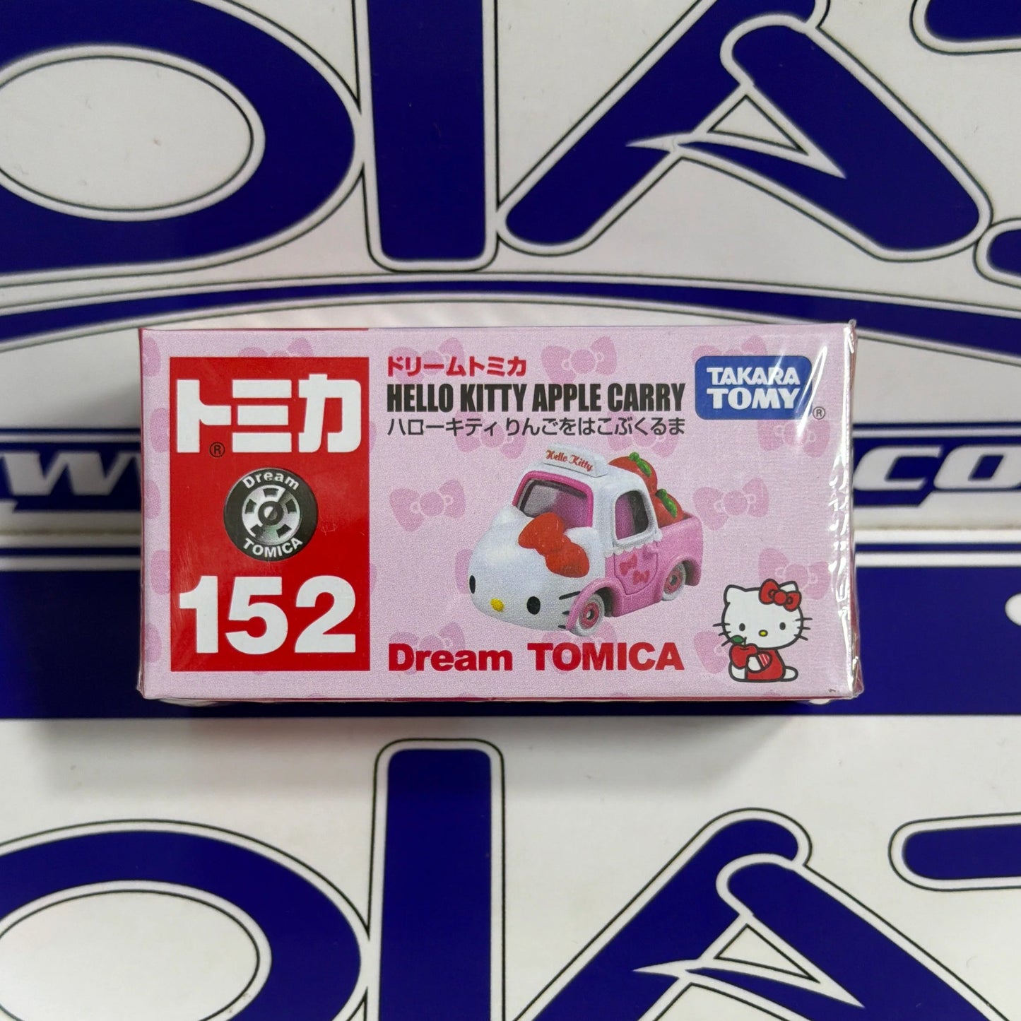 152 HELLO KITTY APPLE CARRY TAKARA TOMY
