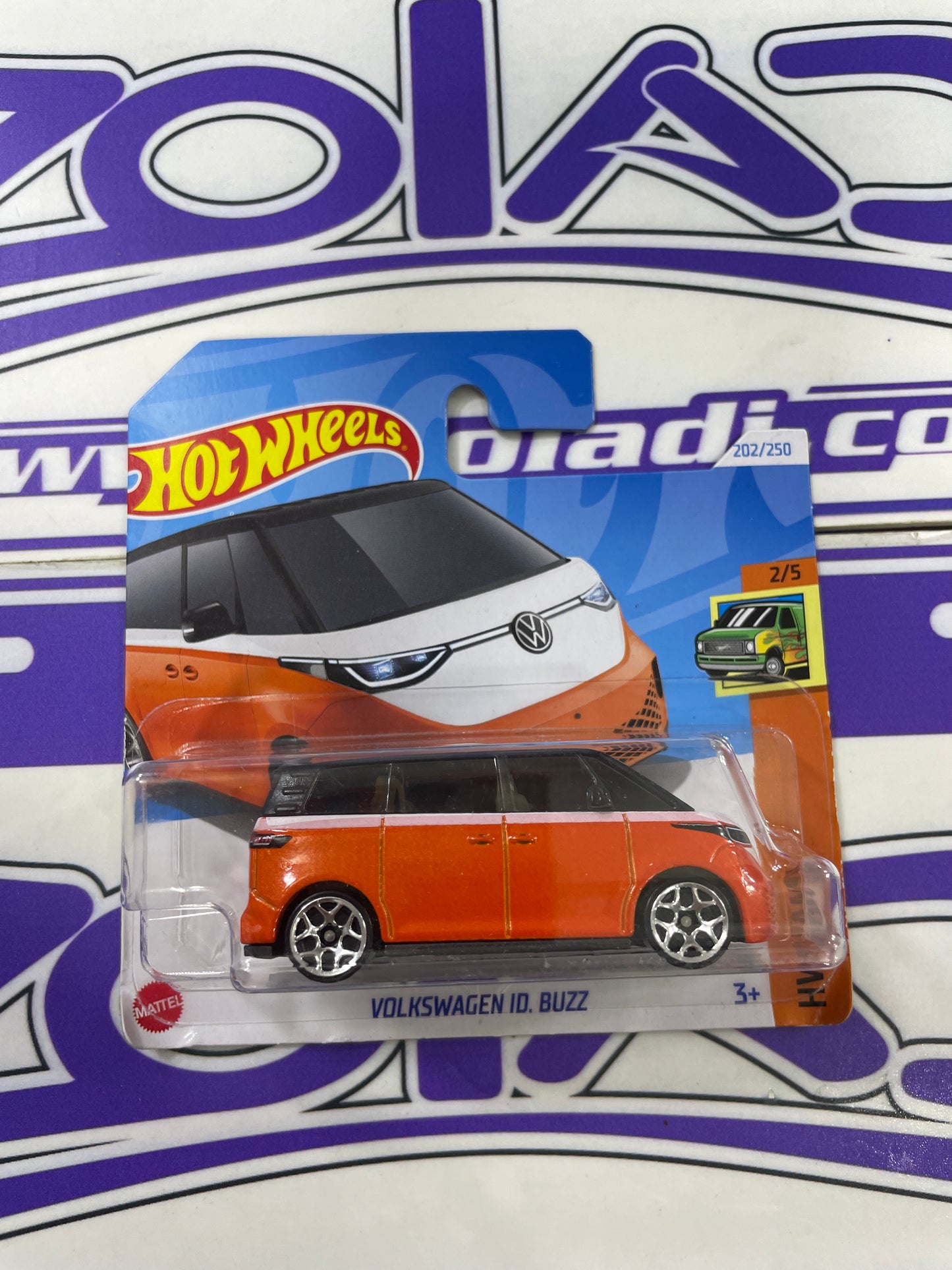 HTB94 VOLKSWAGEN ID BUZZ