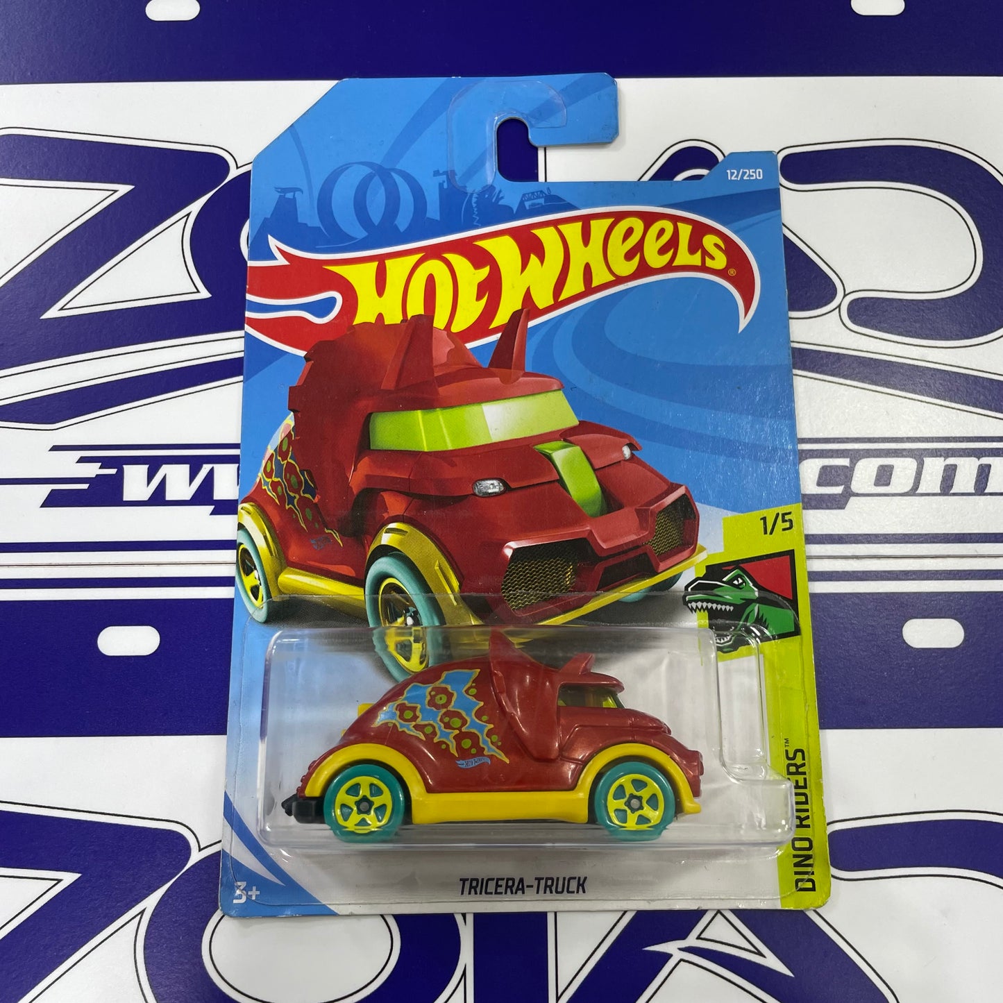 FYF44 TRICERA TRUCK