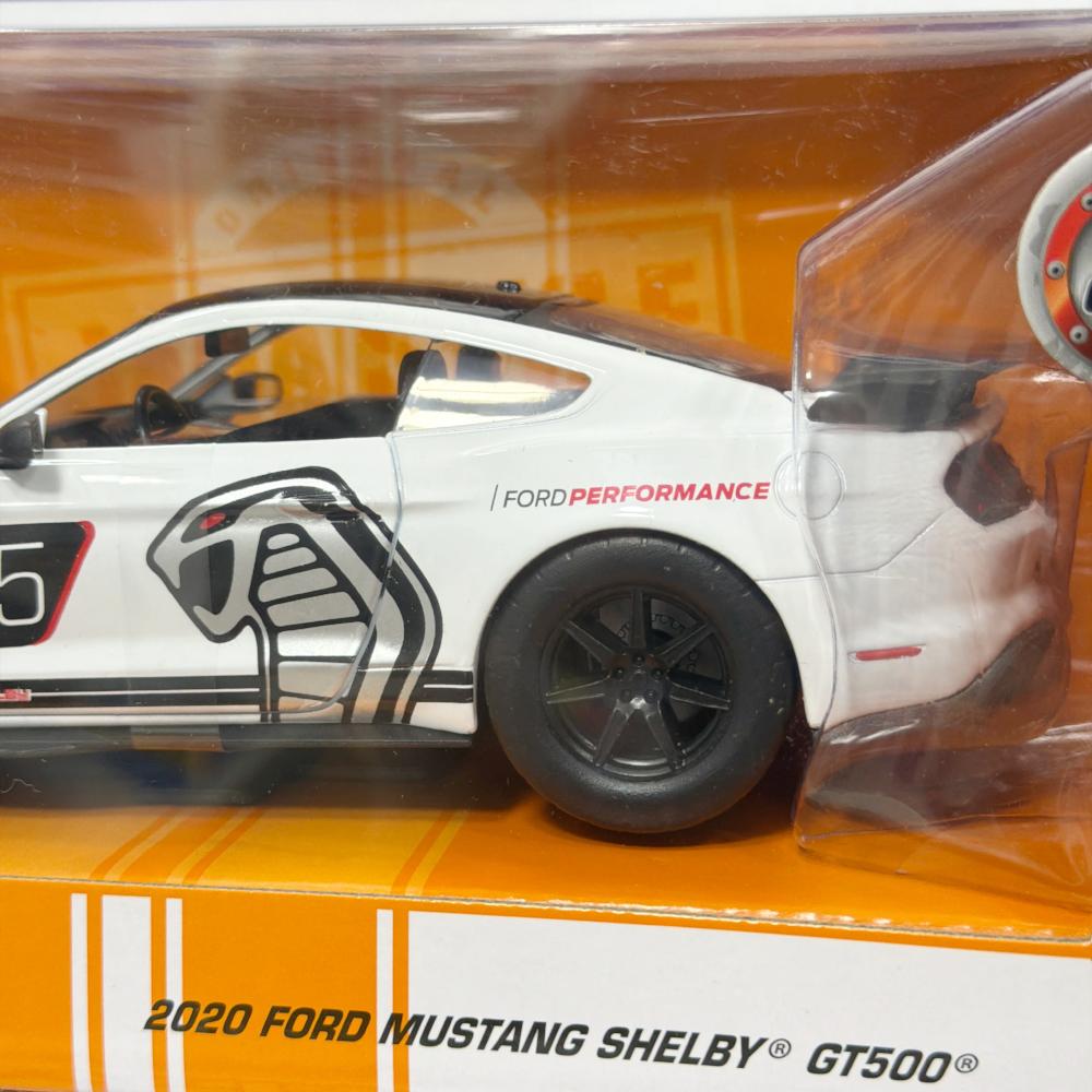 35216 FORD MUSTANG SHELBY GT500 1/24