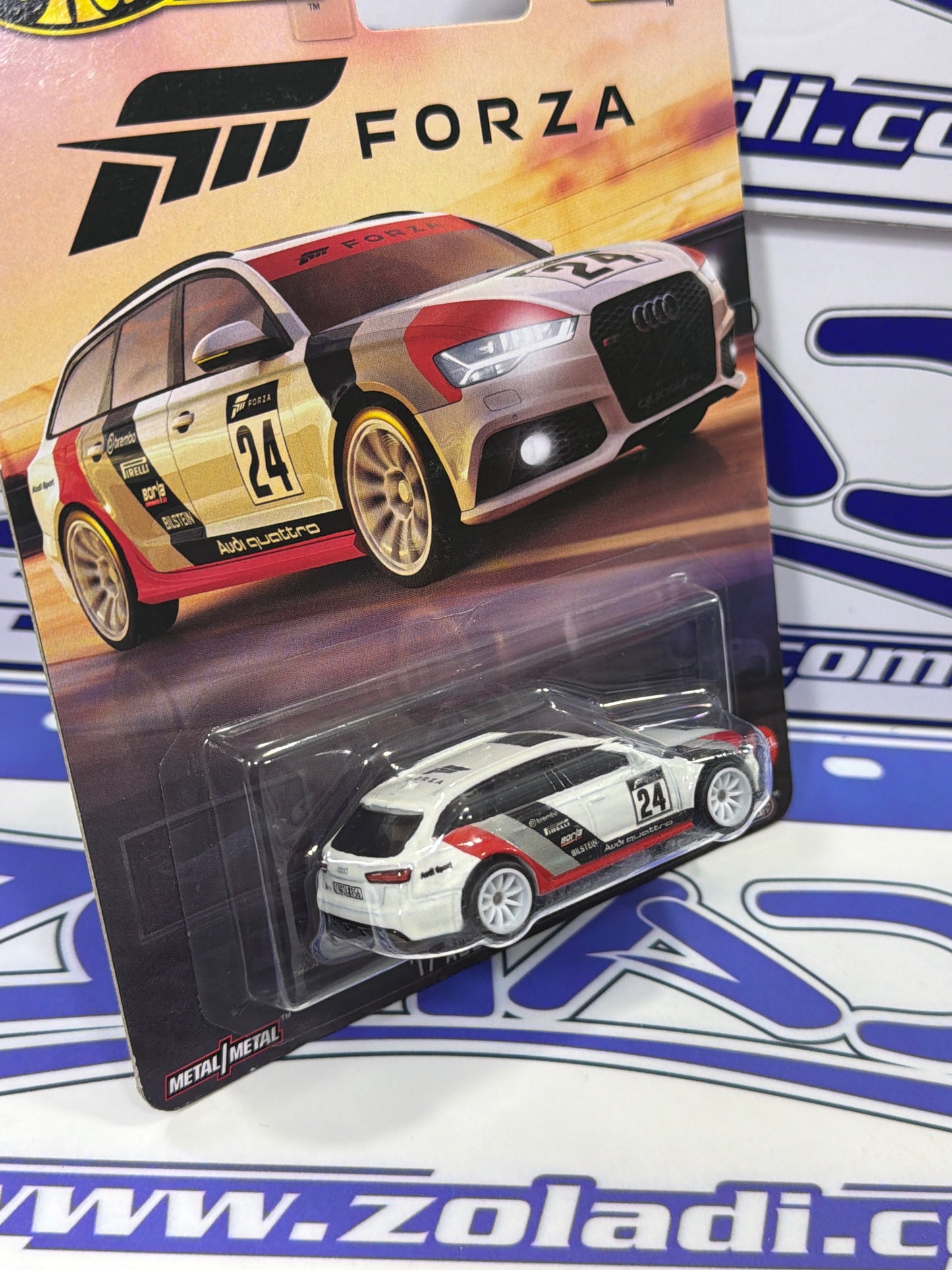 HVJ47 17 AUDI RS 6 AVANT