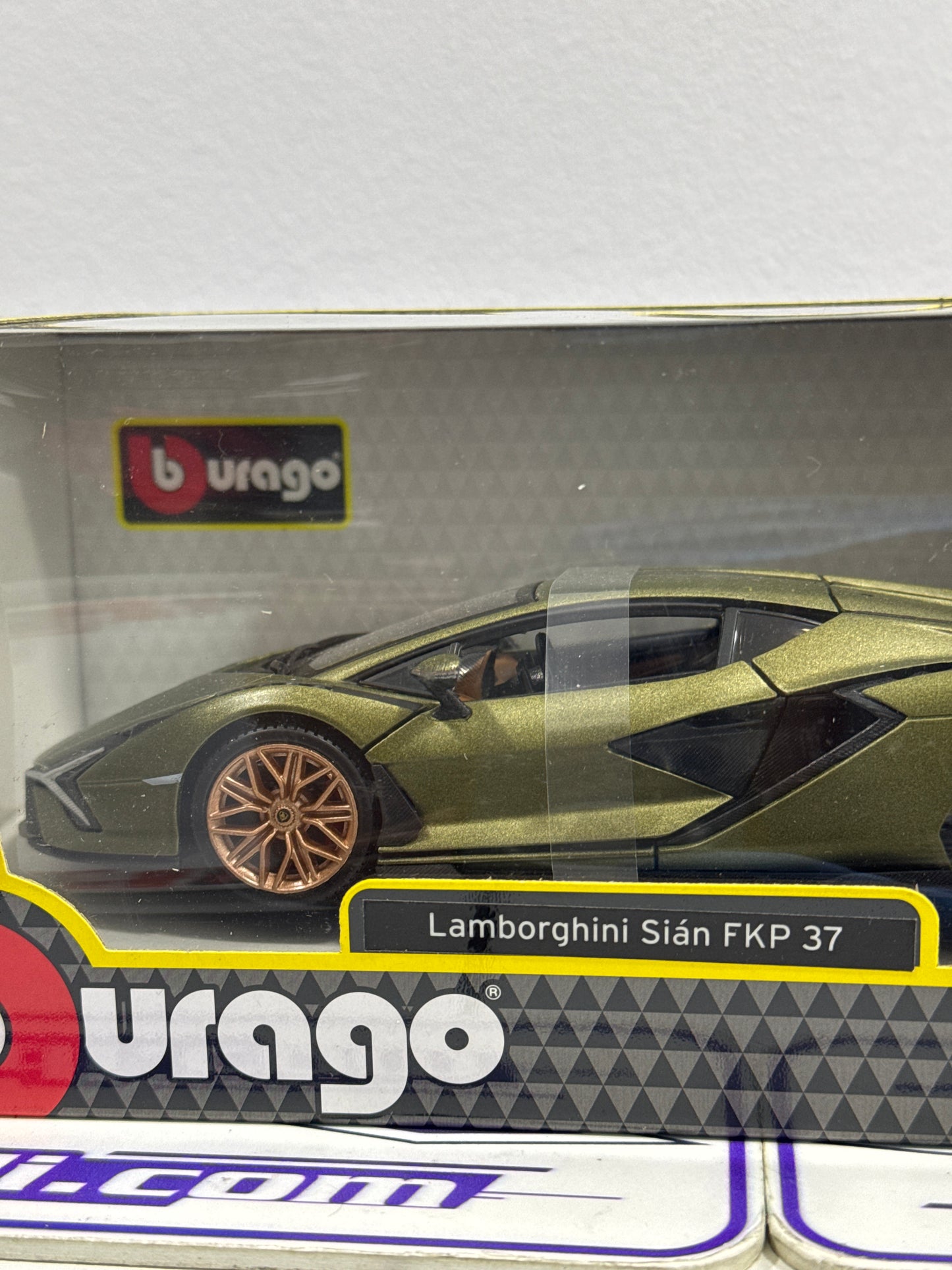 21099 1/24 LAMBORGHINI SIAN FKP 37