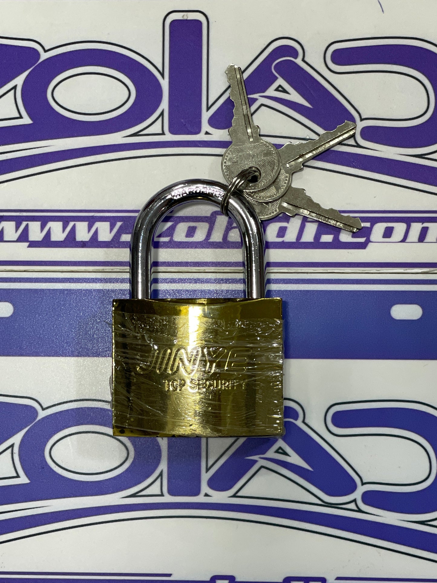 CANDADO EXTRA FUERTE 63 MM