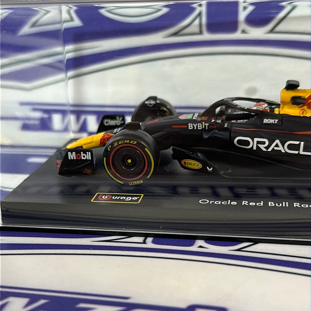RB19 Max Verstappen #1 RedBull (WITH ACRYLIC/WITH HELMET) 2023