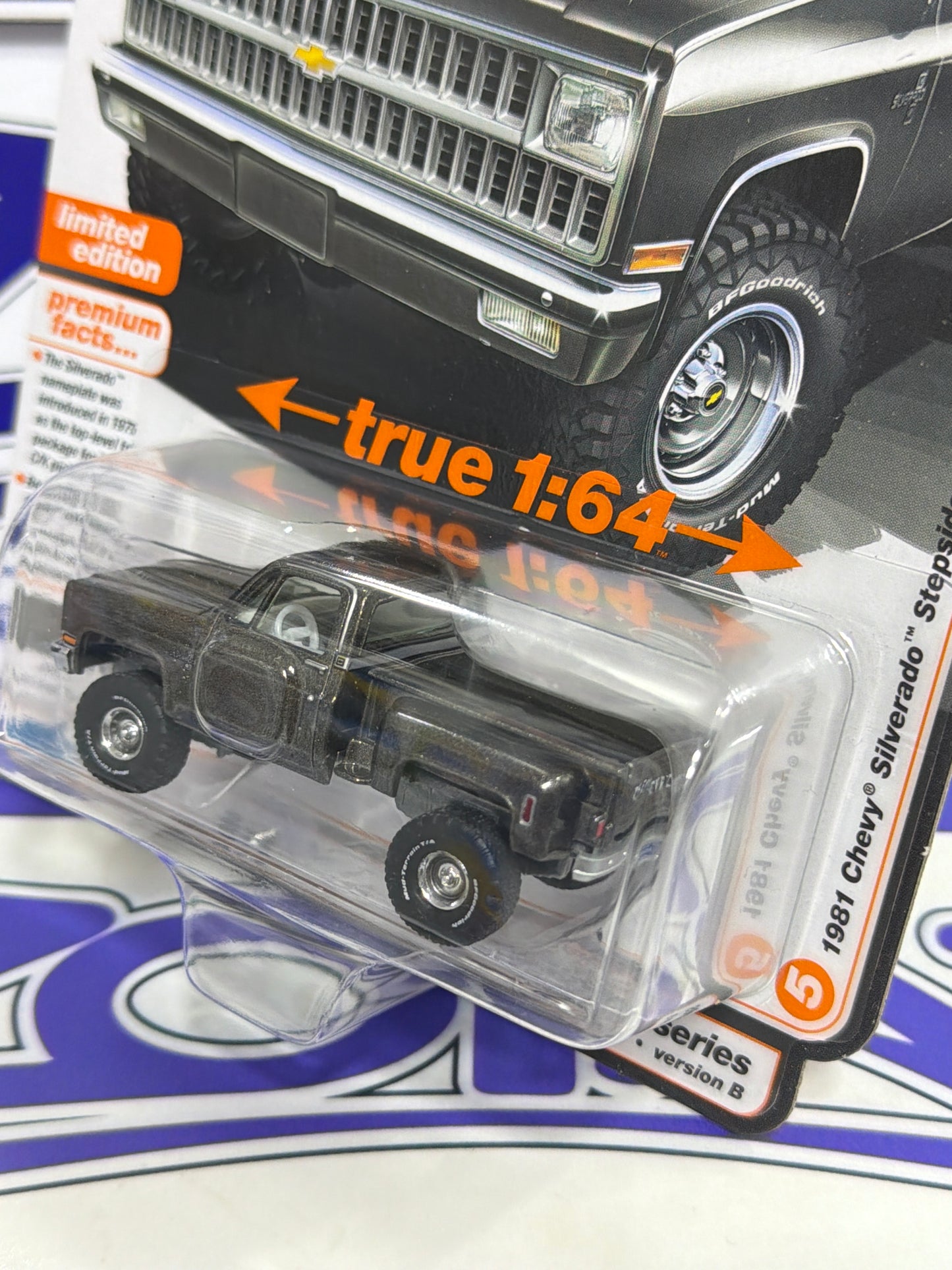 AW64452 CHEVY SILVERADO STEPSIDE