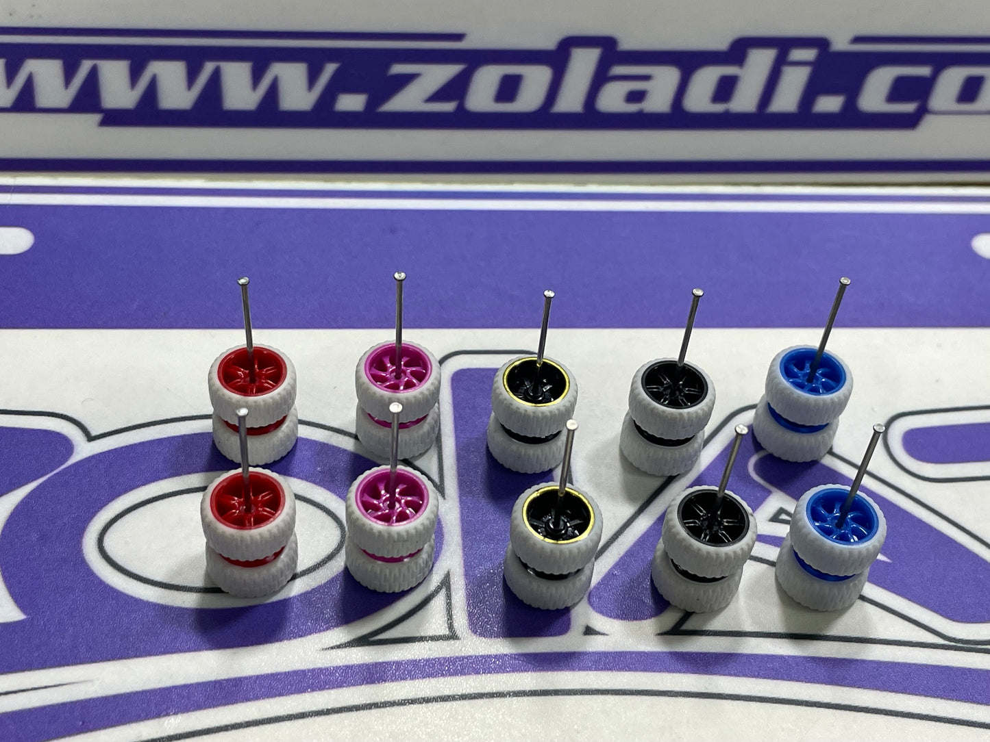 SET DE 4 LLANTAS AUTO