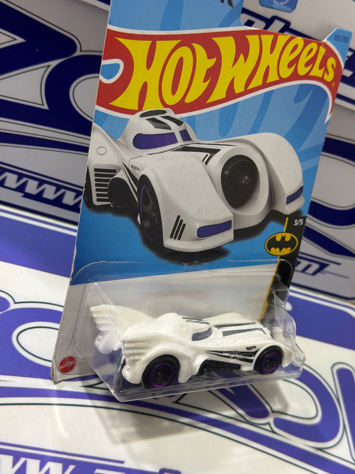 HKJ74 BATMOBILE
